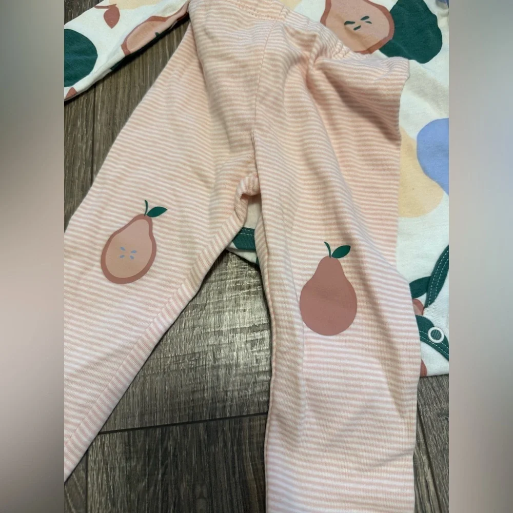 Carters Baby Girl Pear Outfit Size 9 Months NWT